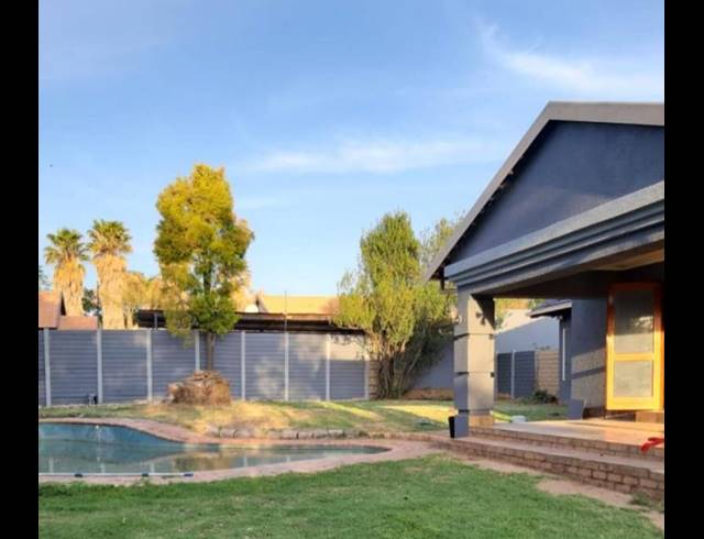 3 BEDROOM PROPERTY TO RENT IN ELSPARK